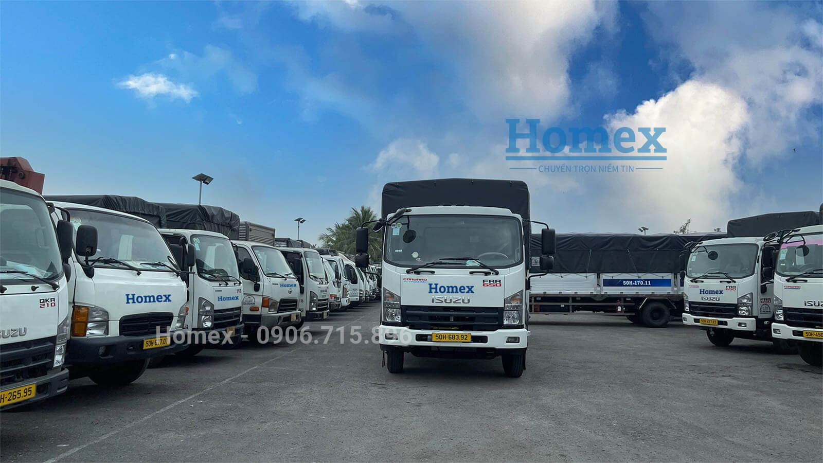 Hinh-Doi-Xe-Van-Chuyen-Hang-Hoa-Ha-Noi-Sai-Gon.jpg