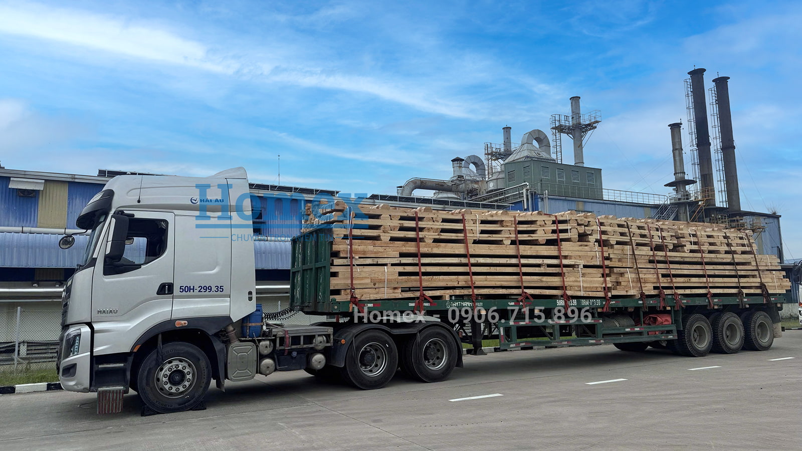 Xe-container-cho-hang-go-dong-kien-pallet-tai-Cai-Be.jpg